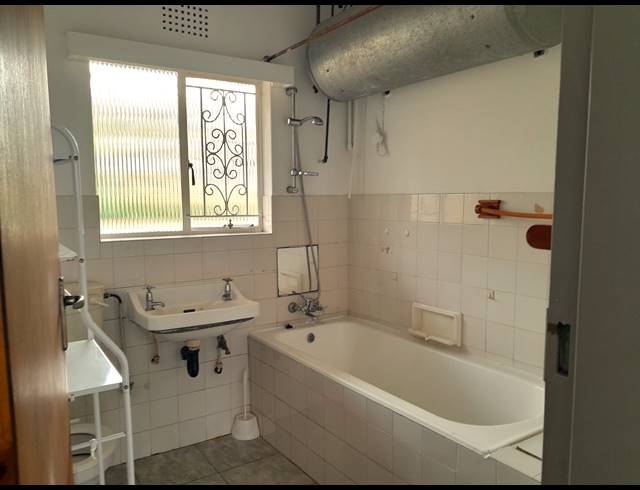 1 BEDROOM APARTMENT RENTED IN WARNER BEACH